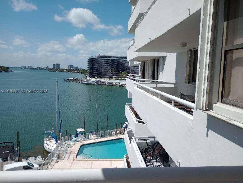 6830 Indian Creek Dr, Unit 5B, Miami Beach, FL 33141 Photo