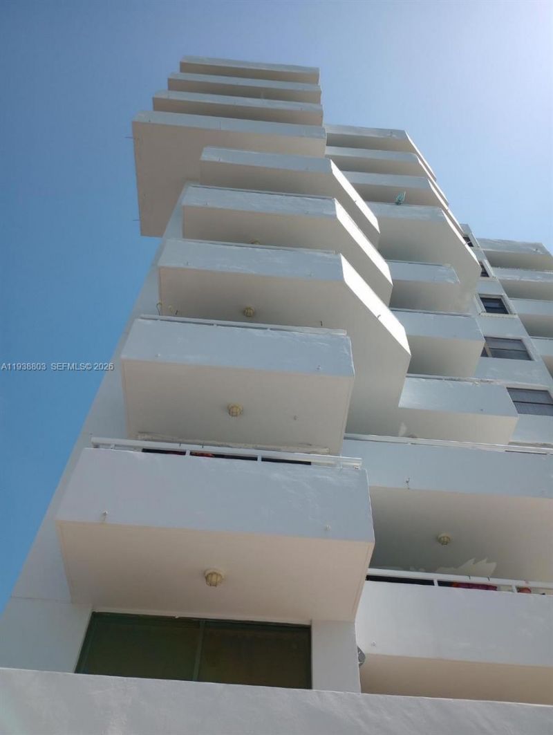 6830 Indian Creek Dr, Unit 5B, Miami Beach, FL 33141 Photo