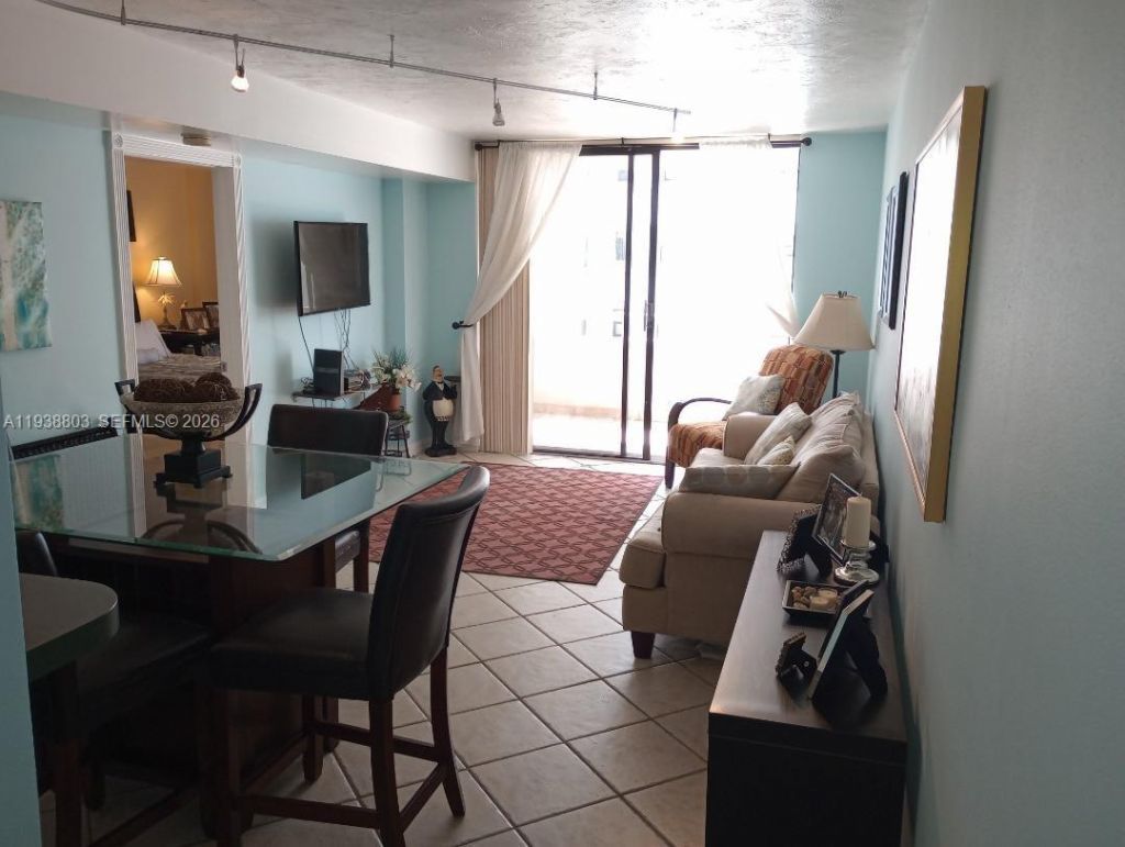 6830 Indian Creek Dr, Unit 5B, Miami Beach, FL 33141 Photo