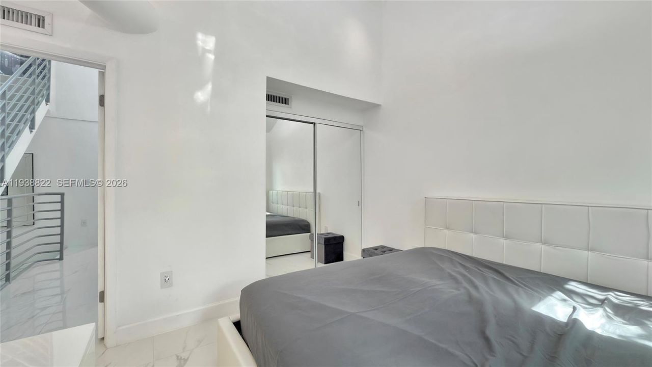 734 Michigan Ave, Unit 6, Miami Beach, FL 33139 Photo