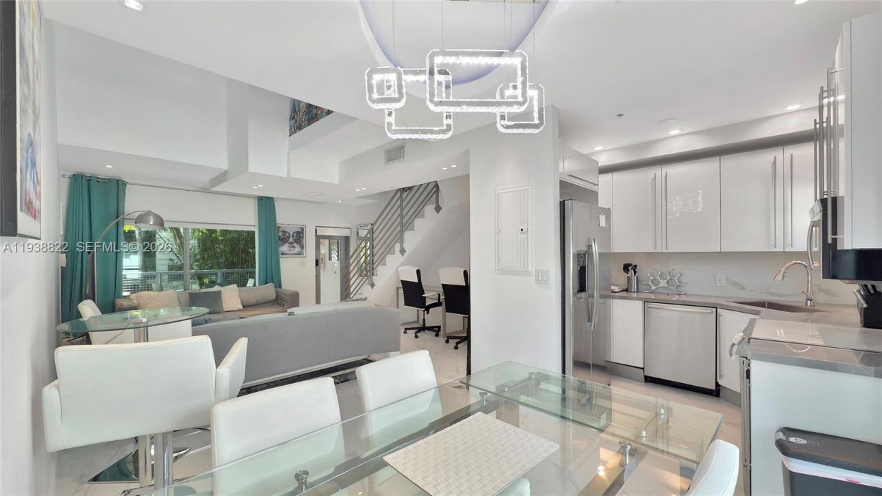 734 Michigan Ave, Unit 6, Miami Beach, FL 33139 Photo