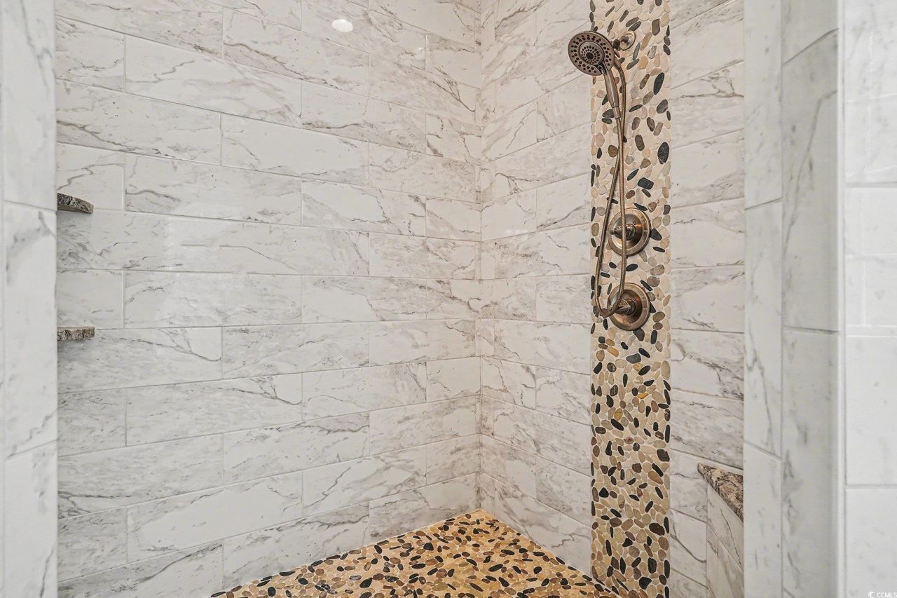 3060 Marsh Island Dr. Photo 10