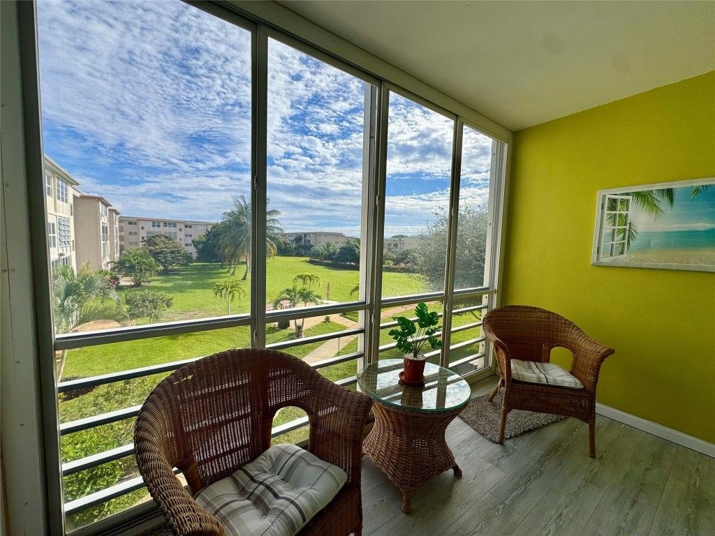 130 NE 26th Street, Unit 309, Boynton Beach, FL 33435 Photo