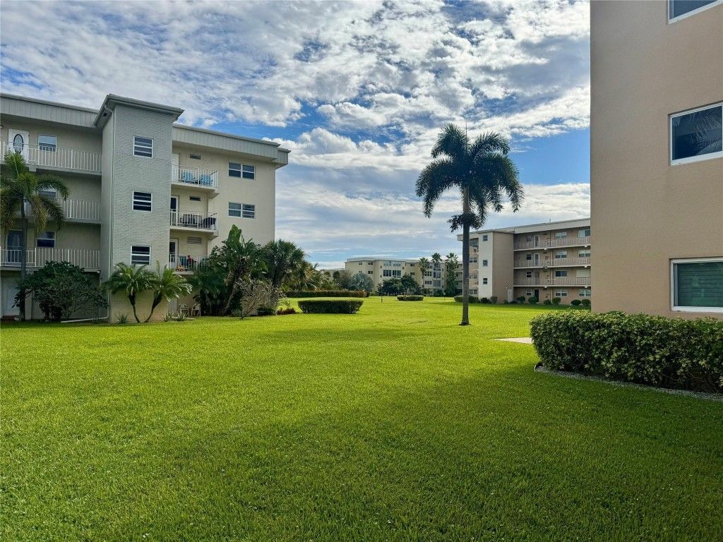 130 NE 26th Street, Unit 309, Boynton Beach, FL 33435 Photo