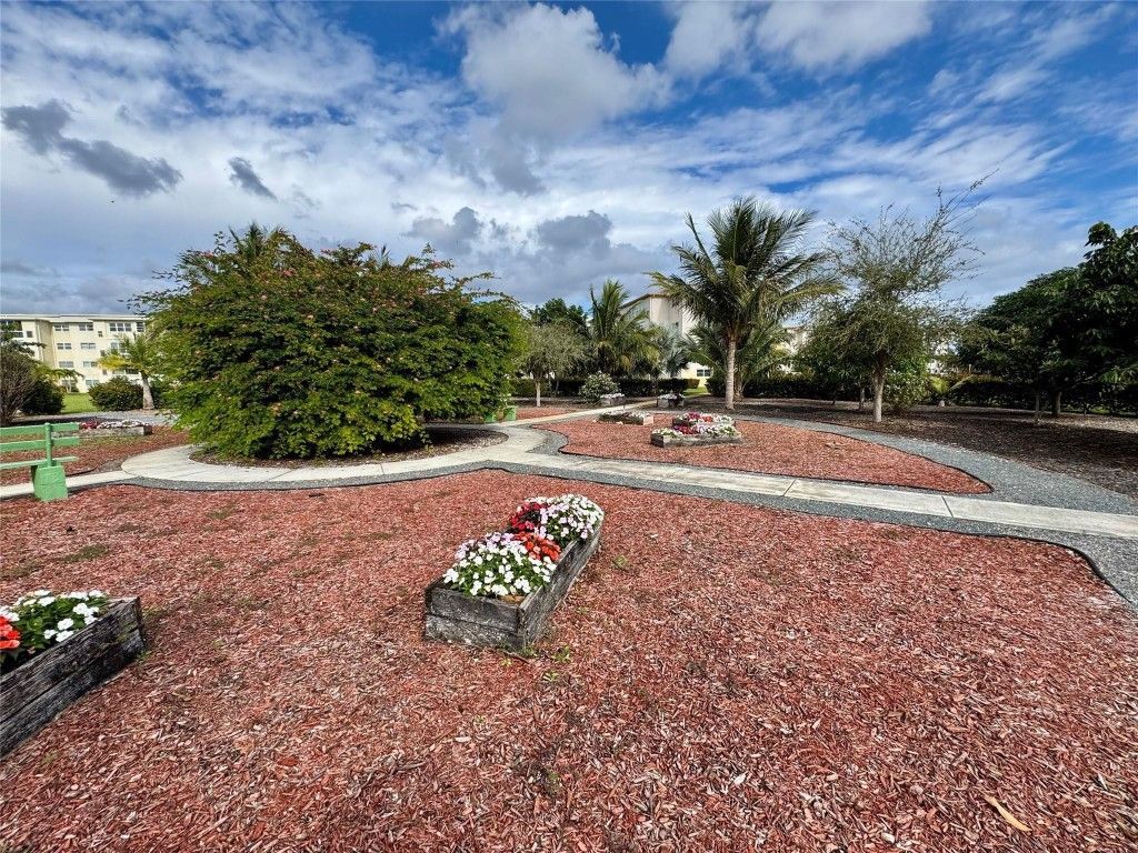 130 NE 26th Street, Unit 309, Boynton Beach, FL 33435 Photo