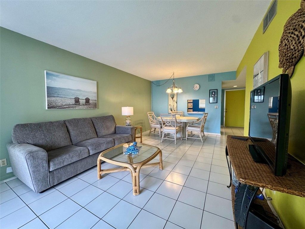 130 NE 26th Street, Unit 309, Boynton Beach, FL 33435 Photo