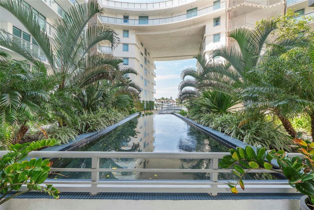 6620 Indian Creek Drive, Unit 315, Miami Beach, FL 33141 Photo