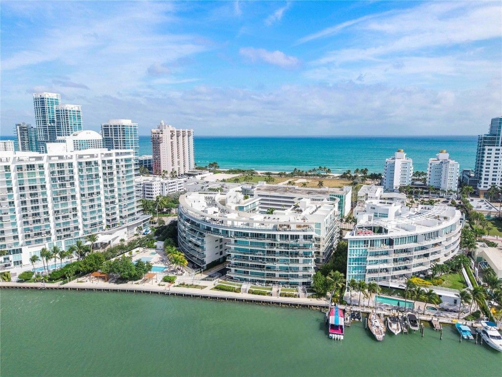 6620 Indian Creek Drive, Unit 315, Miami Beach, FL 33141 Photo