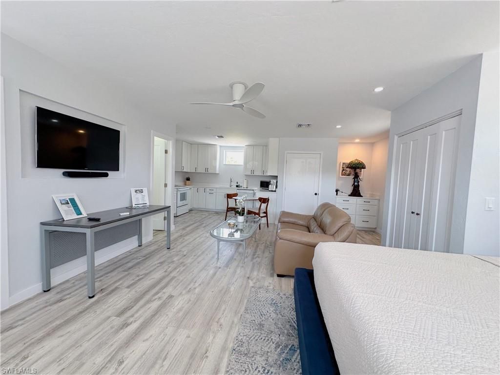 1308 Rosemary Ln, Naples, FL 34103 Photo