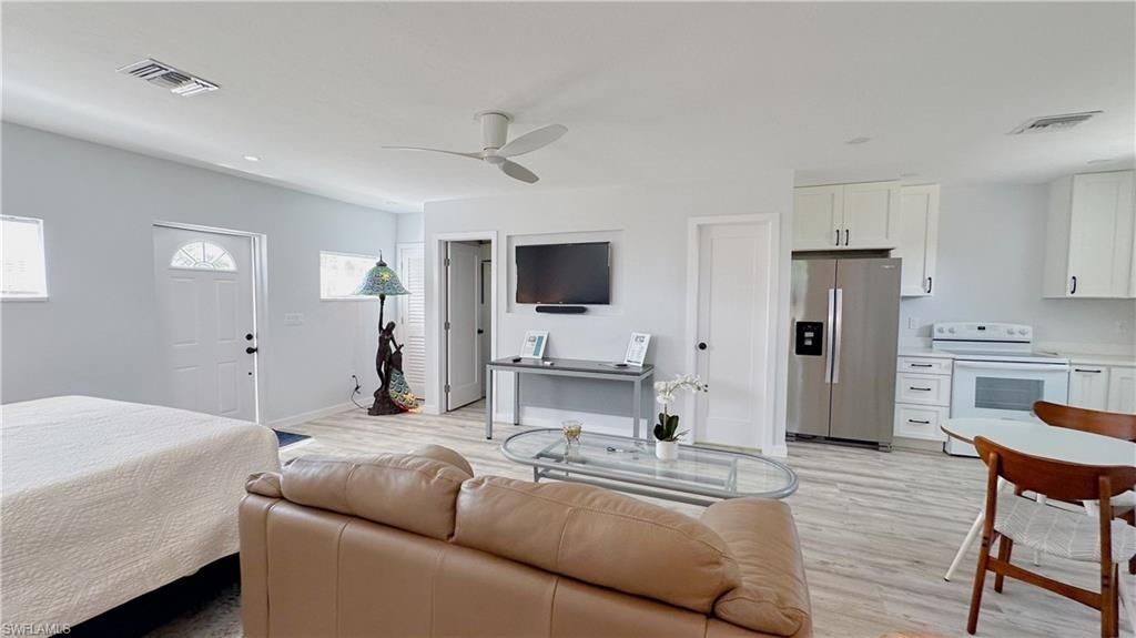 1308 Rosemary Ln, Naples, FL 34103 Photo