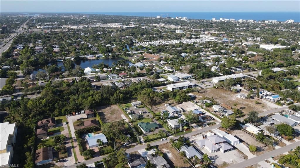 1308 Rosemary Ln, Naples, FL 34103 Photo