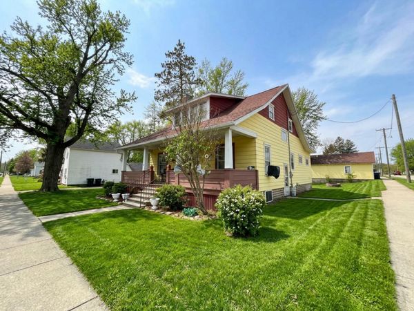 1035 Academy Street, Elroy, WI 53929