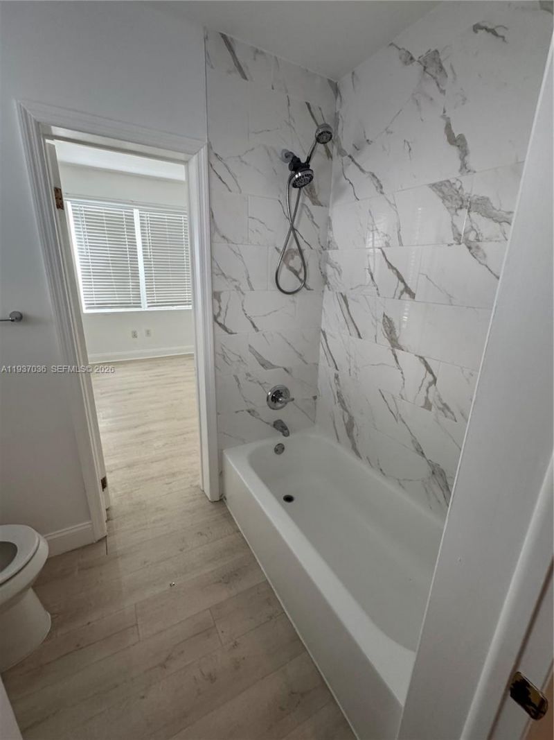 1027 Euclid Ave, Unit 2, Miami Beach, FL 33139 Photo