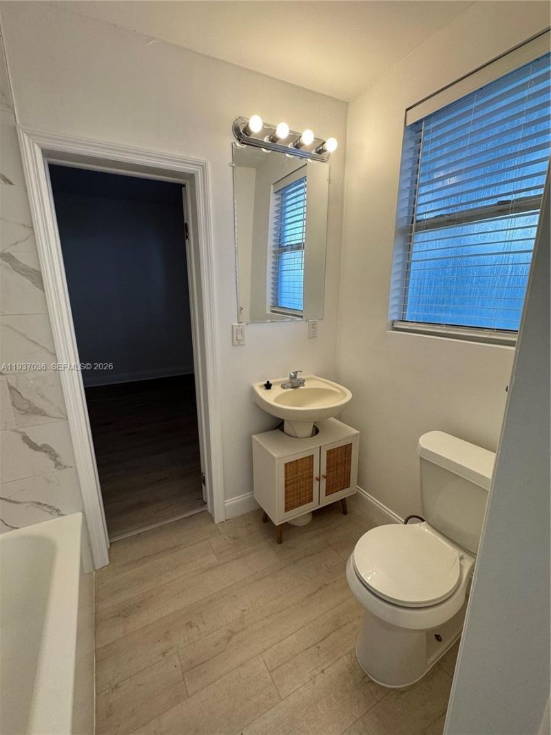 1027 Euclid Ave, Unit 2, Miami Beach, FL 33139 Photo