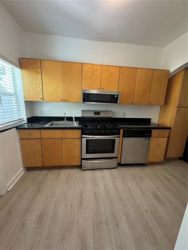 1027 Euclid Ave, Unit 2, Miami Beach, FL 33139 Photo