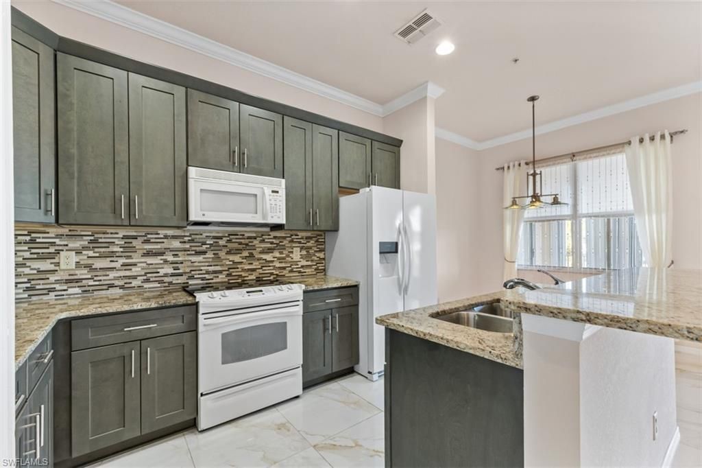 3520 Lansing Loop, Unit 203, Estero, FL 33928 Photo