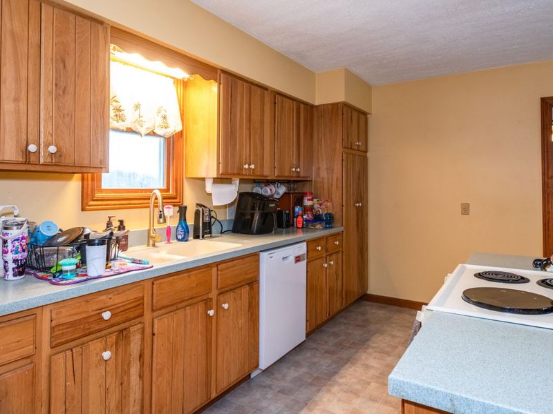 7710 N Bollinger Road, Conover, OH 45317 Photo 11