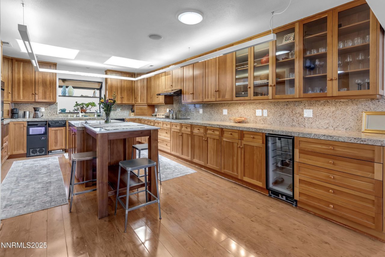 512 Island Avenue, Reno, NV 89501 Photo