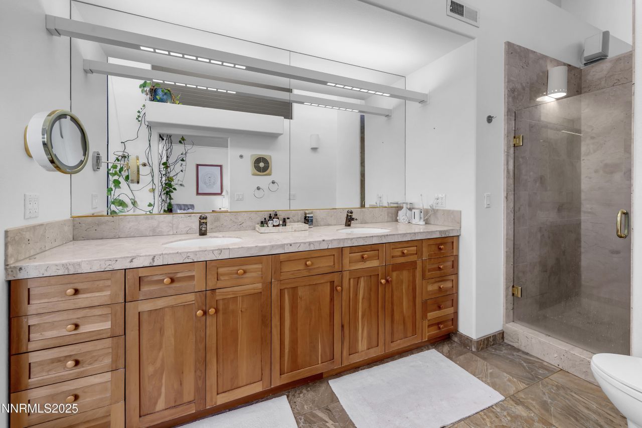 512 Island Avenue, Reno, NV 89501 Photo