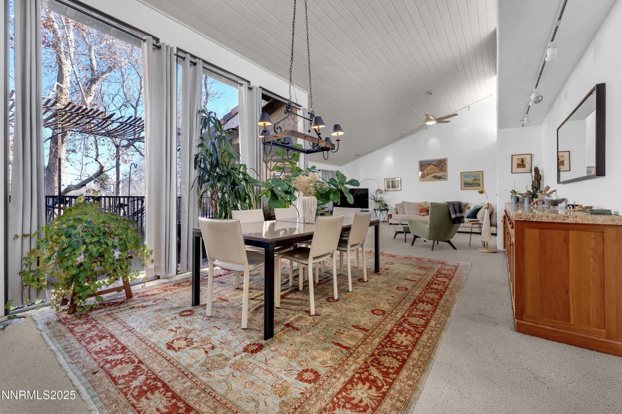 512 Island Avenue, Reno, NV 89501 Photo