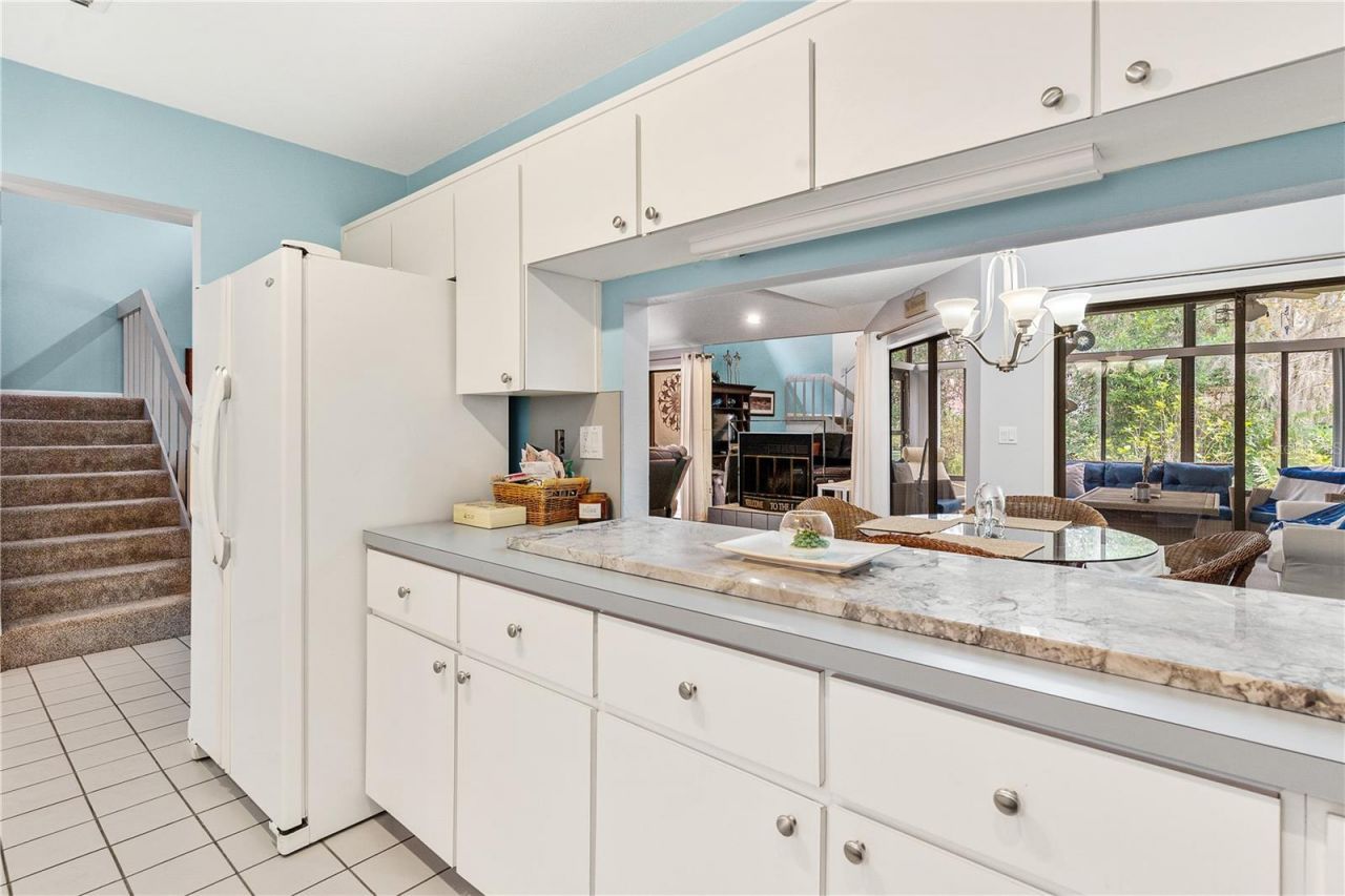 402 Clusterwood Drive, Yalaha, FL 34797 Photo