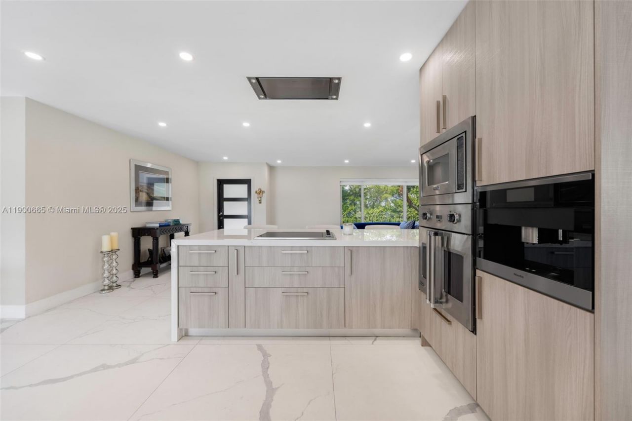 9440 SW 136th St , Miami, FL 33176 Photo