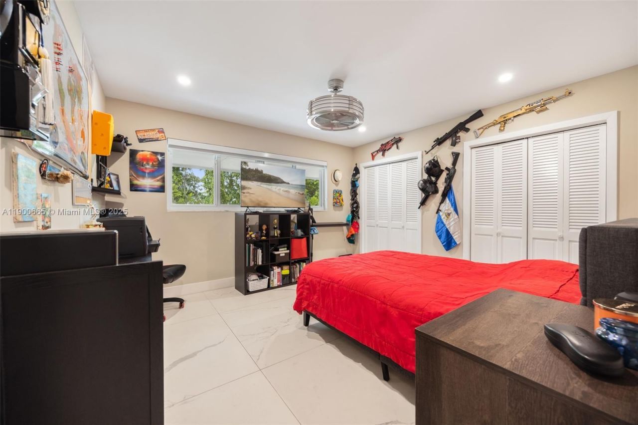 9440 SW 136th St , Miami, FL 33176 Photo