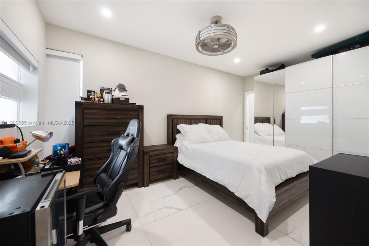 9440 SW 136th St , Miami, FL 33176 Photo