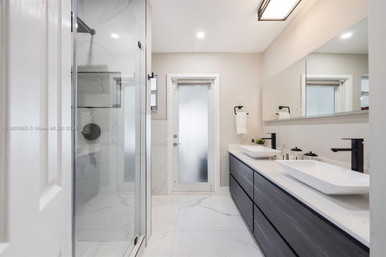 9440 SW 136th St , Miami, FL 33176 Photo