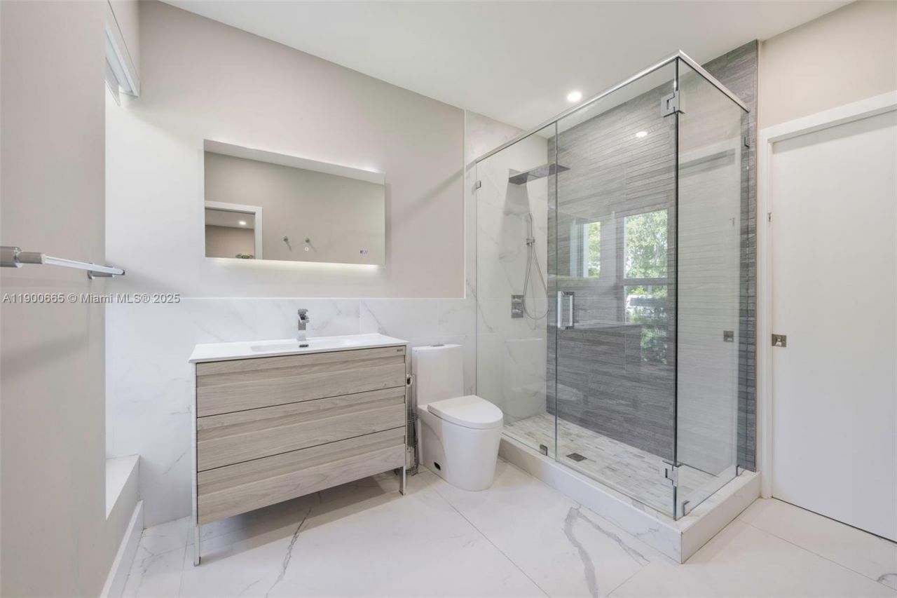 9440 SW 136th St , Miami, FL 33176 Photo