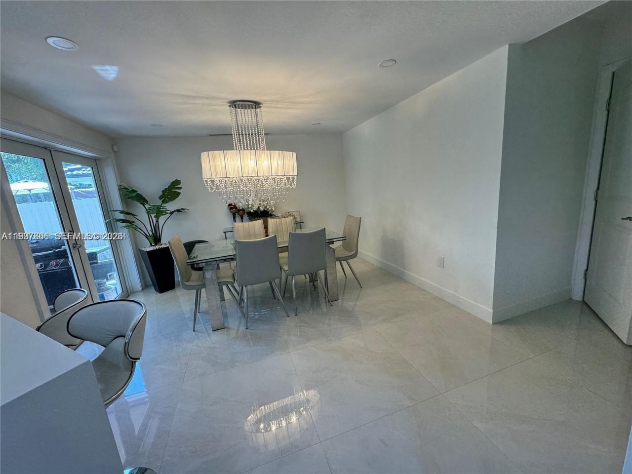 20219 SW 85th Pl, Cutler Bay, FL 33189 Photo