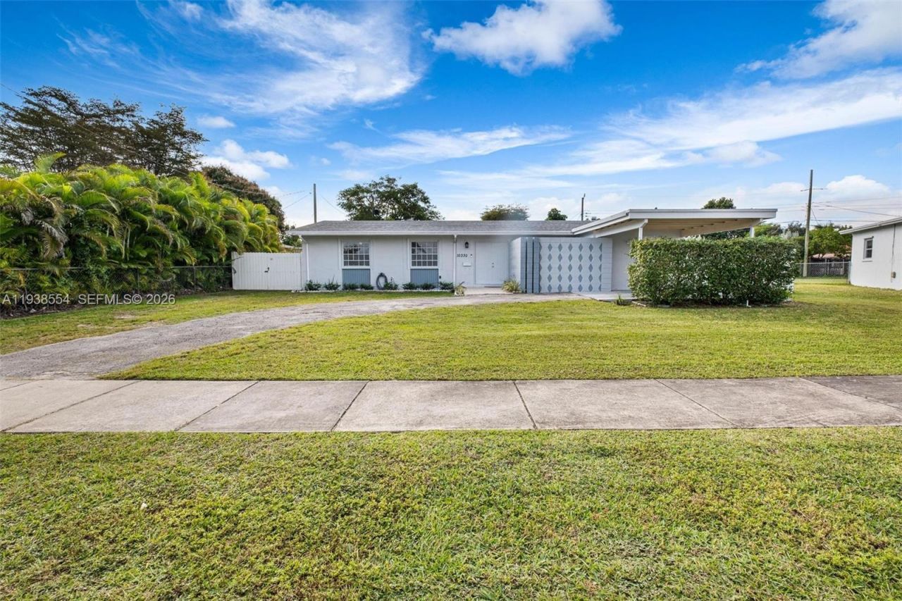 10330 SW 157th St, Miami, FL 33157 Photo