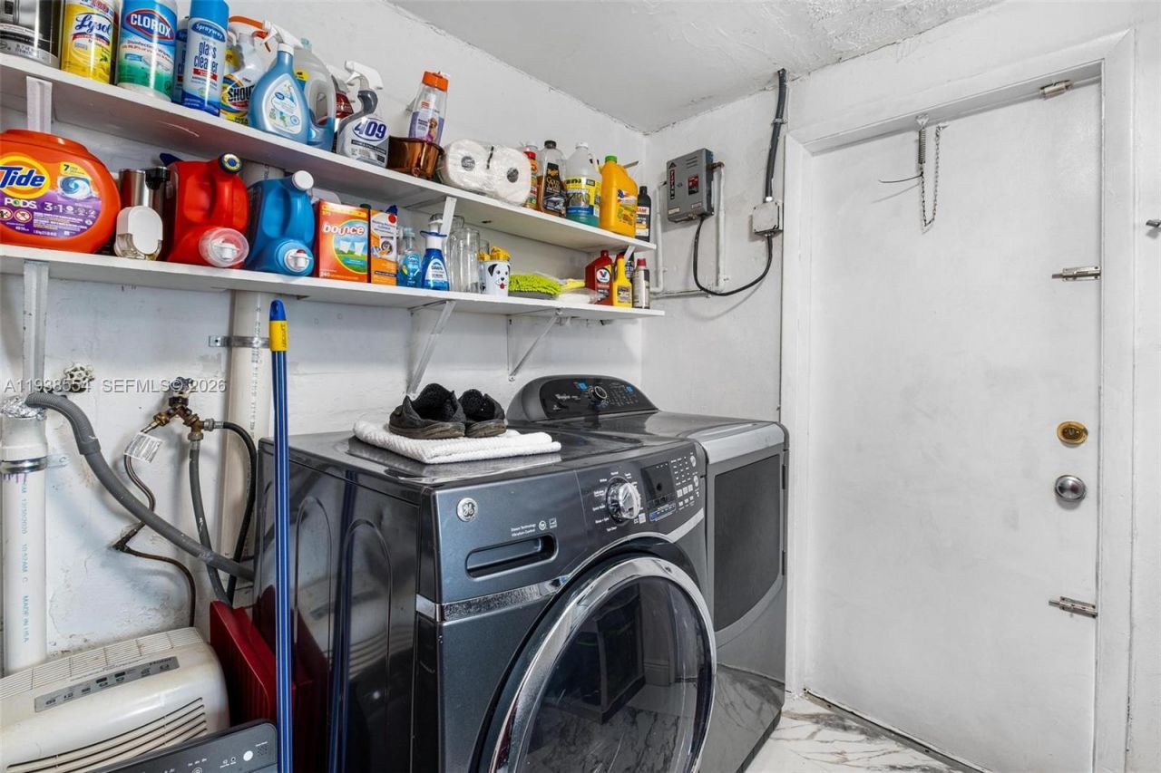 10330 SW 157th St, Miami, FL 33157 Photo