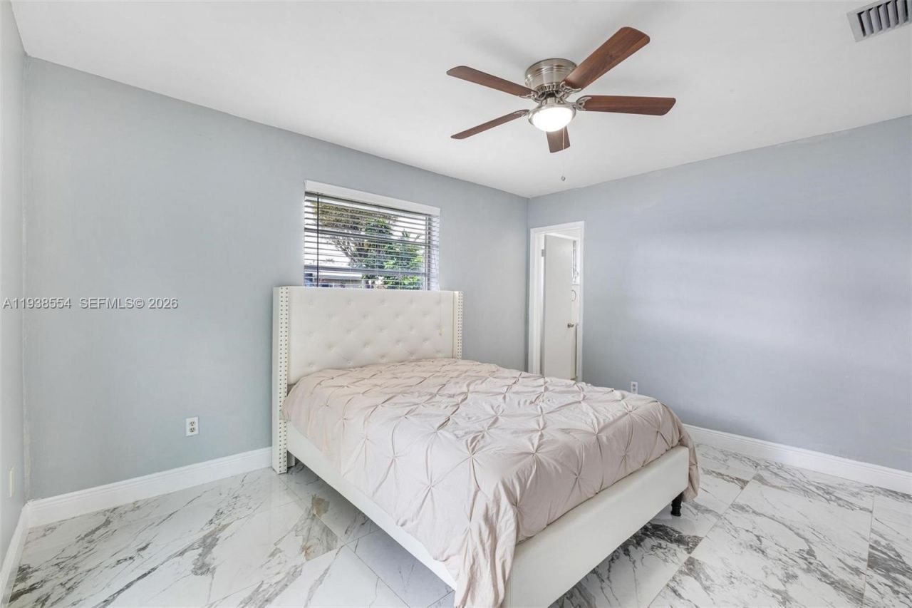 10330 SW 157th St, Miami, FL 33157 Photo