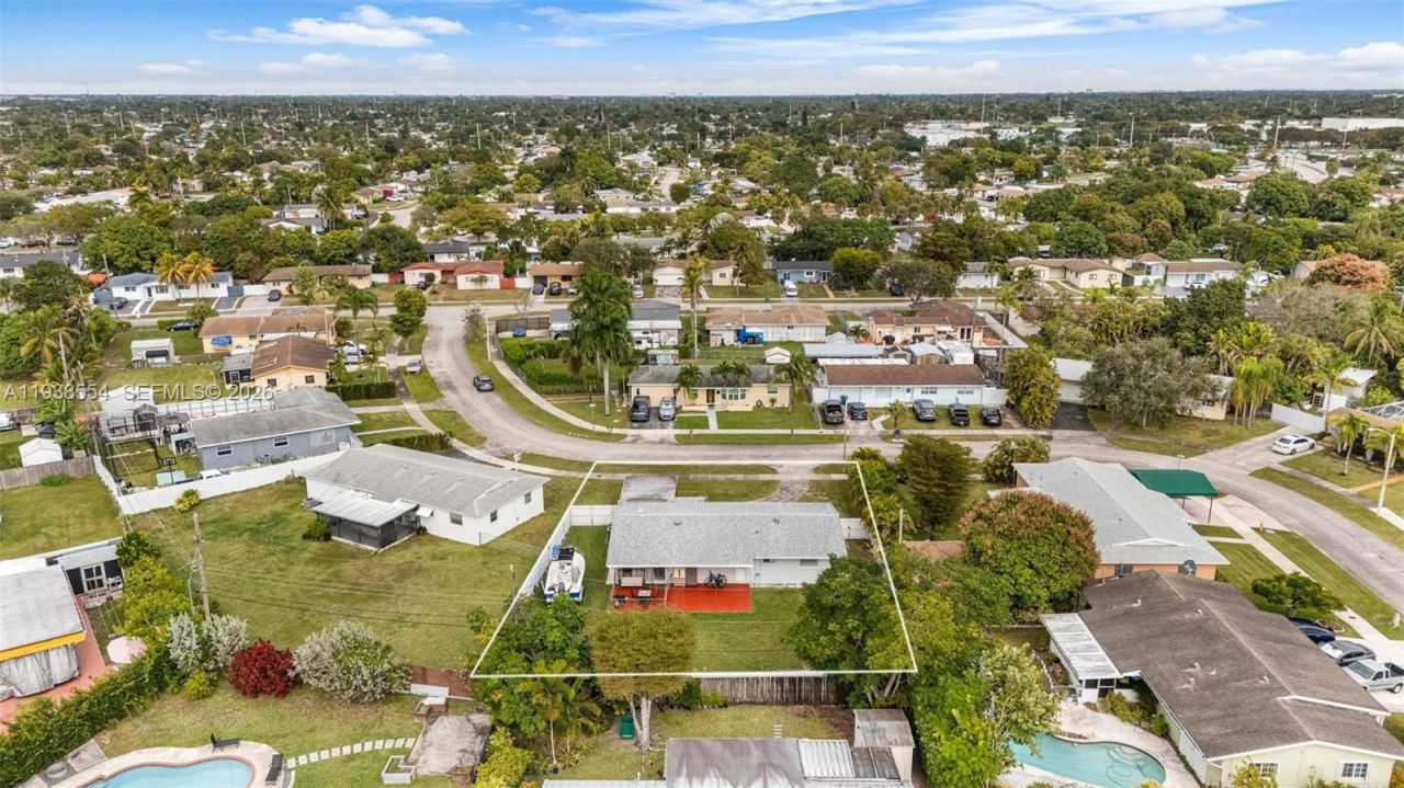 10330 SW 157th St, Miami, FL 33157 Photo