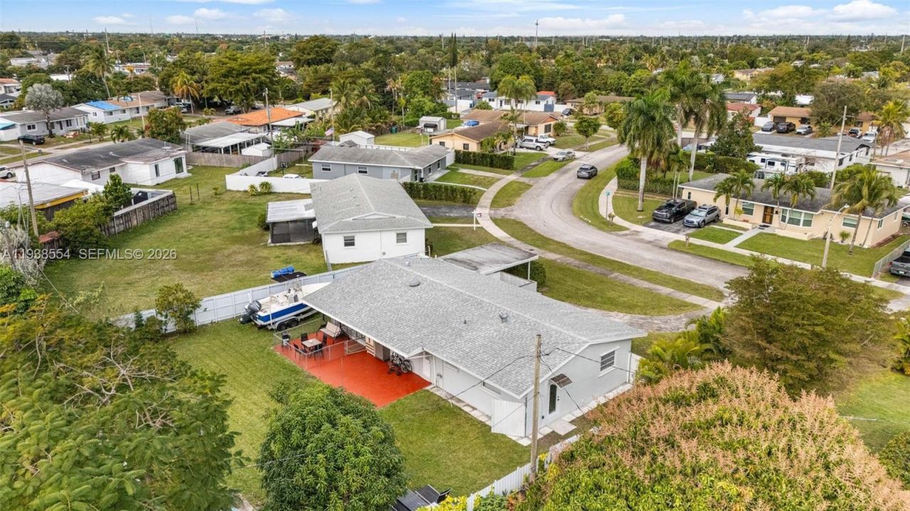 10330 SW 157th St, Miami, FL 33157 Photo