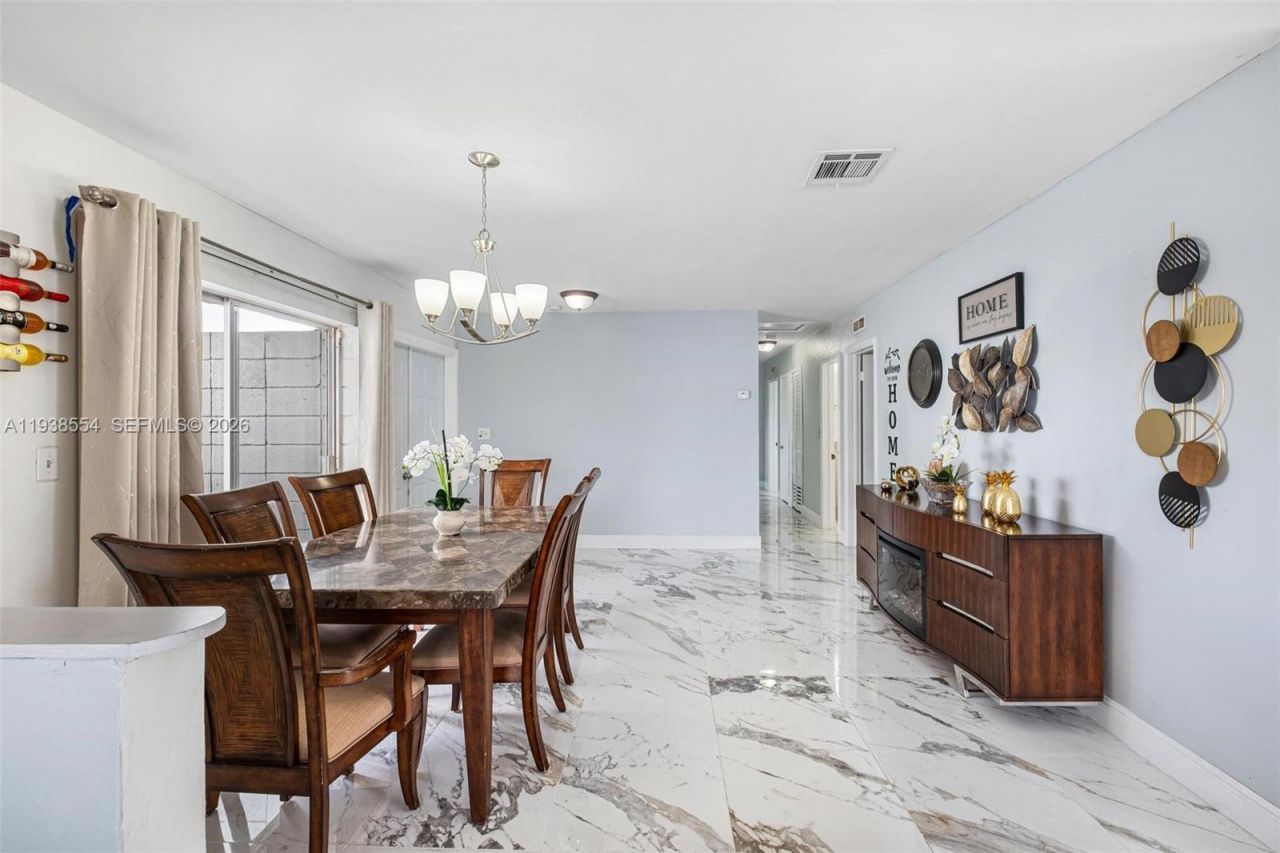 10330 SW 157th St, Miami, FL 33157 Photo