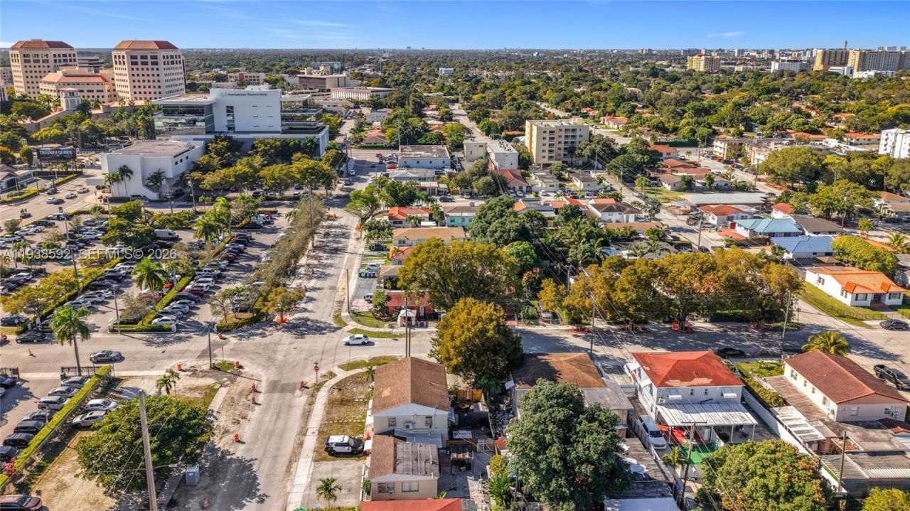 3601 SW 7th St, Miami, FL 33135 Photo