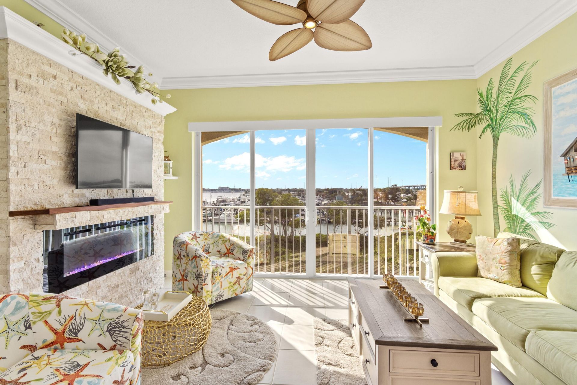 33 Harbour Isle Drive W, Unit 306, Fort Pierce, FL 34949 Photo