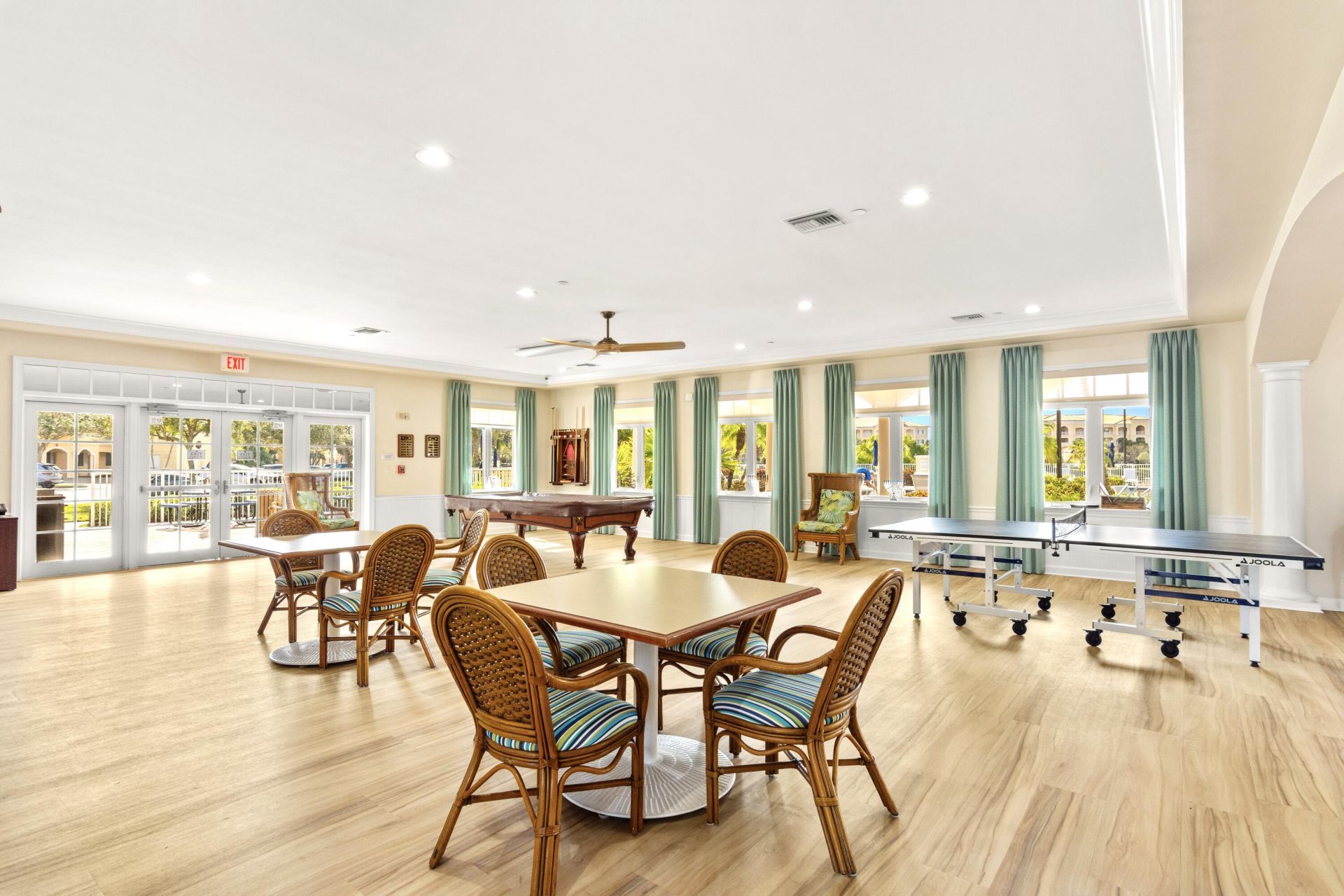 33 Harbour Isle Drive W, Unit 306, Fort Pierce, FL 34949 Photo