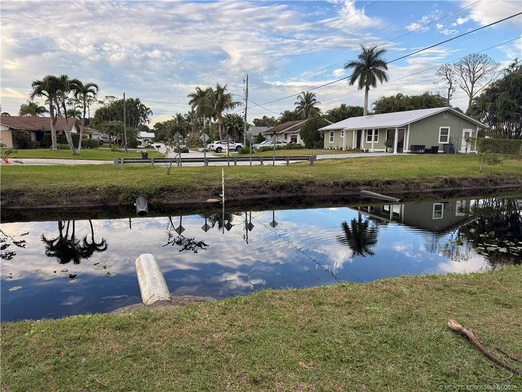 Lot 10,20 1/2 21 SE Pinehaven Avenue, Hobe Sound, FL 33455 Photo