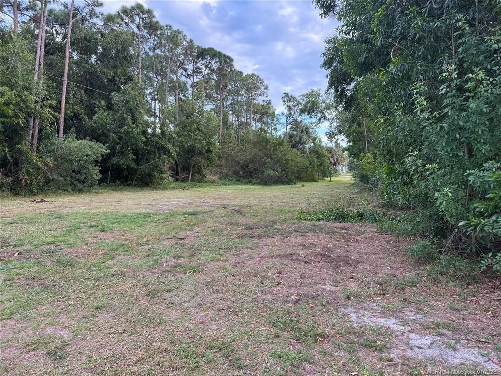 Lot 10,20 1/2 21 SE Pinehaven Avenue, Hobe Sound, FL 33455 Photo
