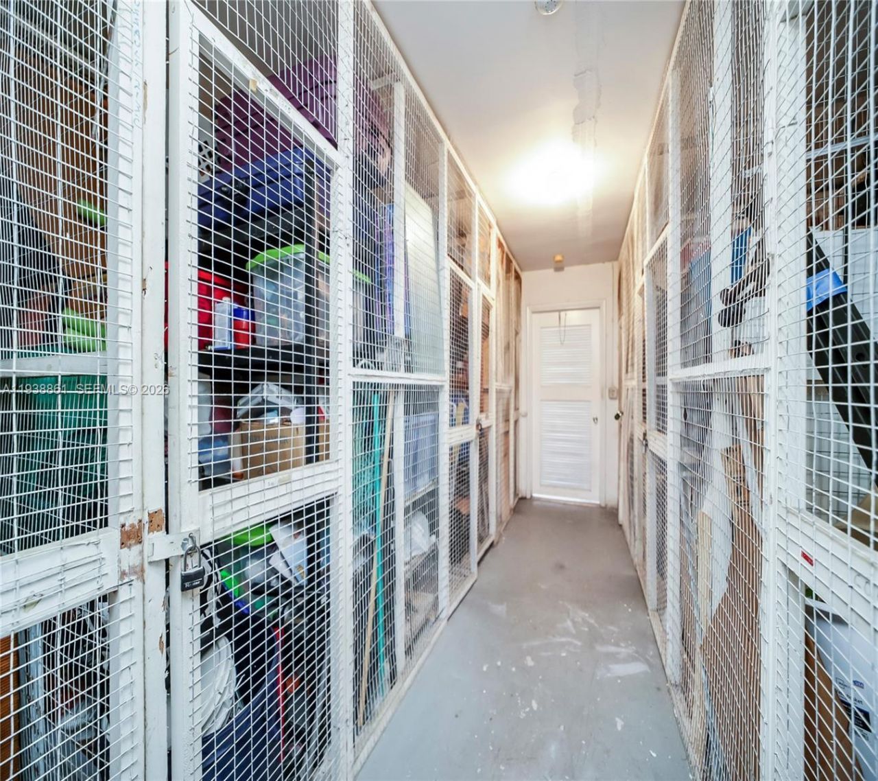 541 Blue Heron, Unit 205C, Hallandale Beach, FL 33009 Photo