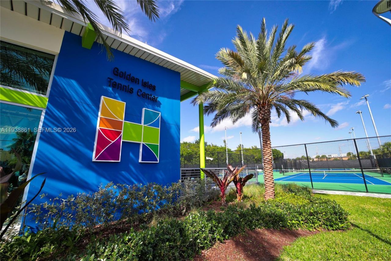 541 Blue Heron, Unit 205C, Hallandale Beach, FL 33009 Photo