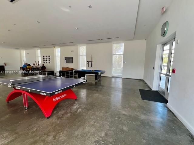 14951 Royal Oaks Ln, Unit 505, North Miami, FL 33181 Photo