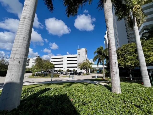 14951 Royal Oaks Ln, Unit 505, North Miami, FL 33181 Photo