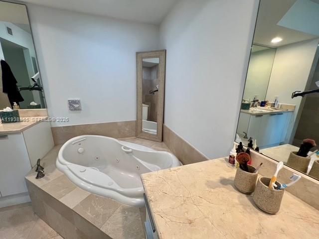 14951 Royal Oaks Ln, Unit 505, North Miami, FL 33181 Photo