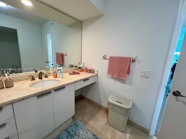 14951 Royal Oaks Ln, Unit 505, North Miami, FL 33181 Photo
