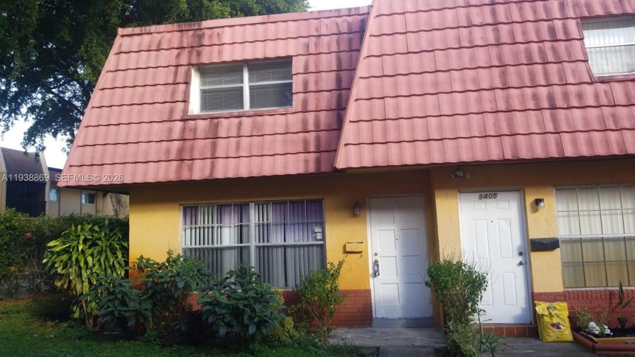 5407 NW 27th St, Unit D2, Lauderhill, FL 33313 Photo