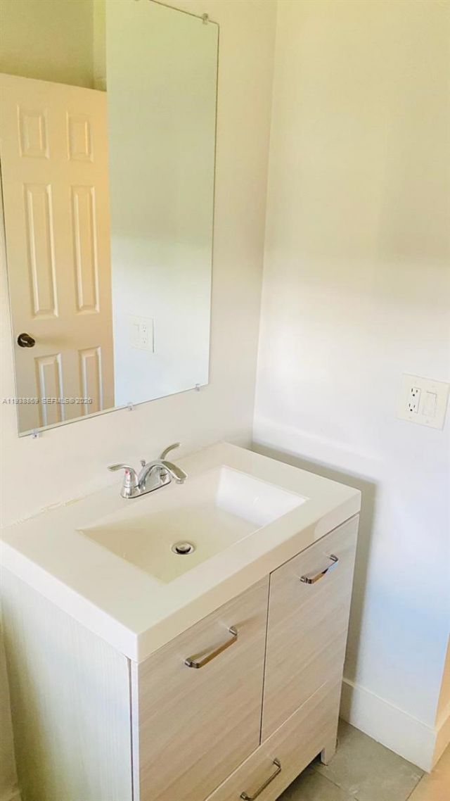 5407 NW 27th St, Unit D2, Lauderhill, FL 33313 Photo